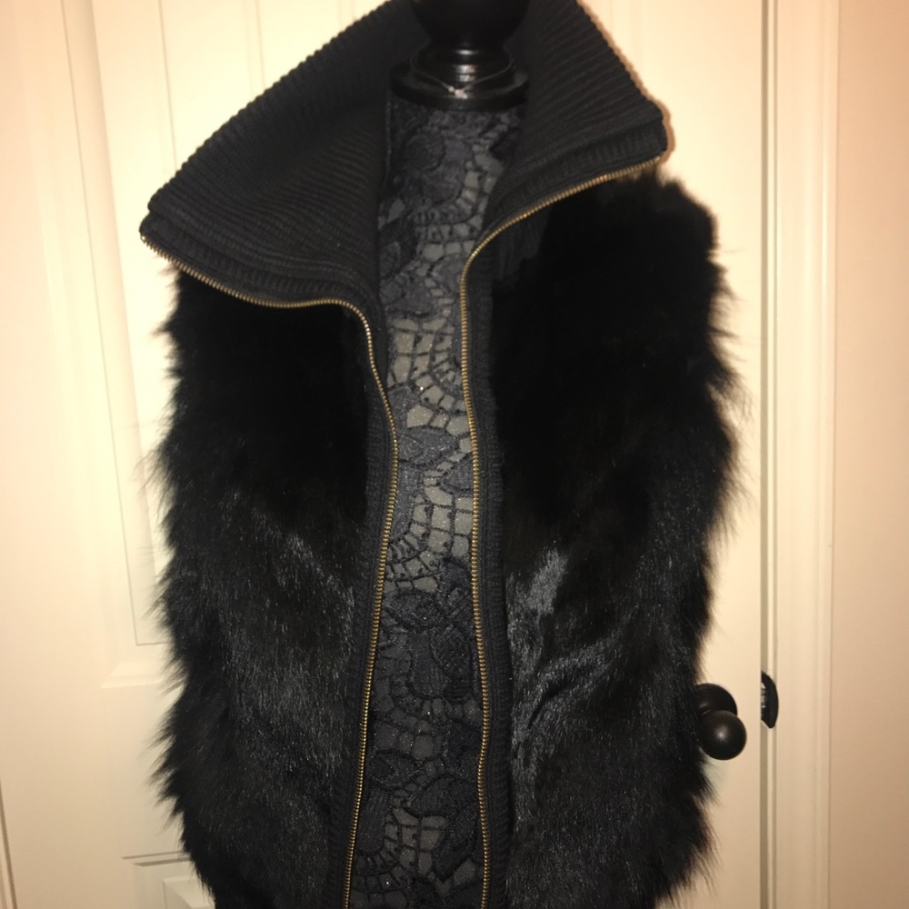 Adam fur Vest